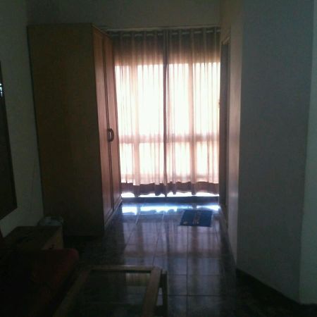 Rajshree Hotel Ahmedabad Exteriör bild
