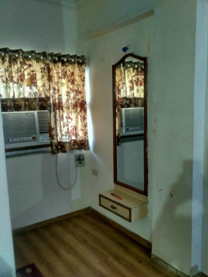 Rajshree Hotel Ahmedabad Exteriör bild